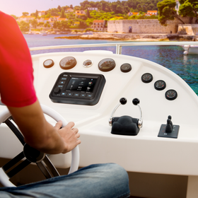 Boss Audio Systems Marine Gauge Receiver/ 5in Touchscreen/ Amplified - 0