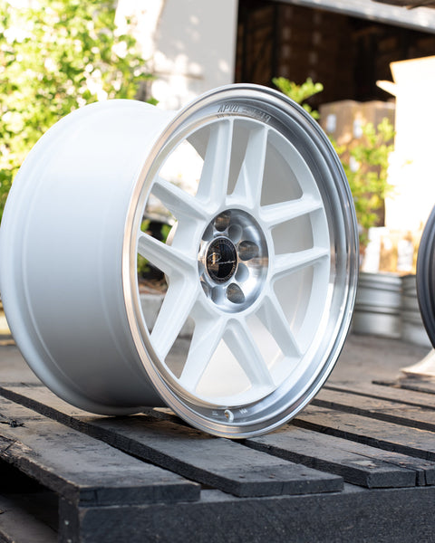 Revolve APVD No. 1219 18" 5x100/5x114.3 Gloss White