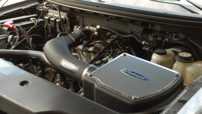 Volant 04-05 Ford F-150 4.6 V8 PowerCore Closed Box Air Intake System - 0