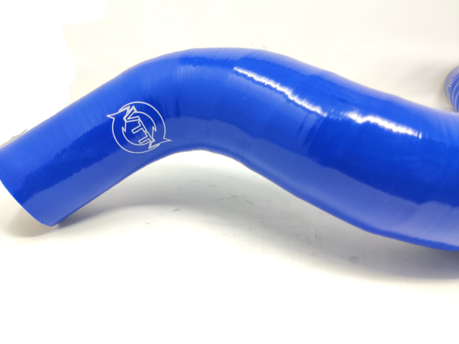 VTT 8V RS3/8S TTRS Silicone Charge pipes