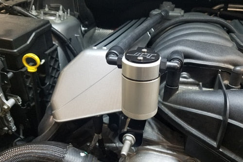 JLT 11-19 Dodge Charger SRT 6.4L Hemi Passenger Side Oil Separator 3.0 - Clear Anodized