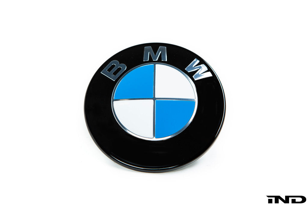 IND F91 / F92 / F93 M8 Painted BMW Roundel
