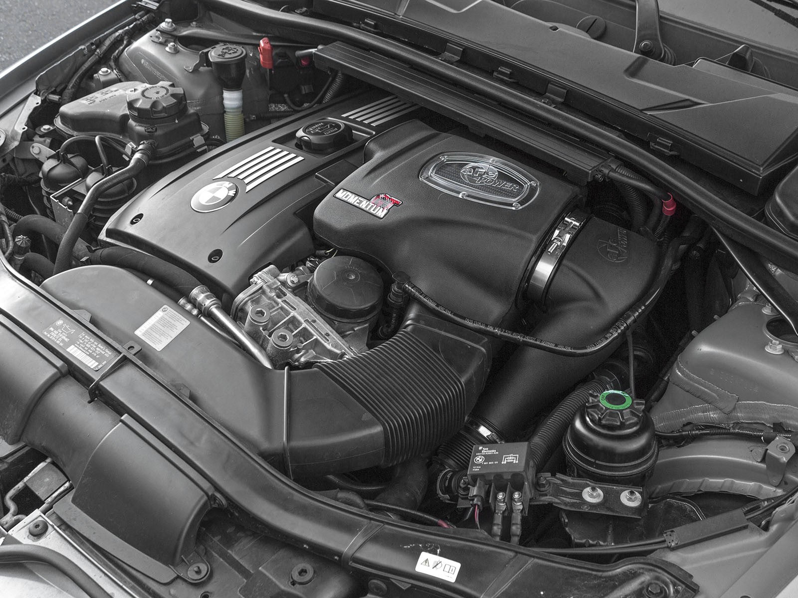 Momentum GT Cold Air Intake System w/ Pro DRY S Media BMW 335i (E90/92/93) 07-10 L6-3.0L (t) N54