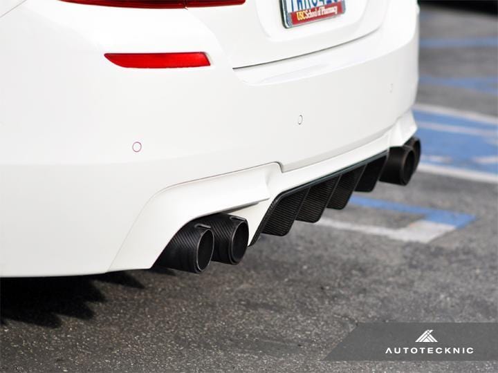 AutoTecknic Dry Carbon Competition Center Diffuser | BMW F10 M5 - 0
