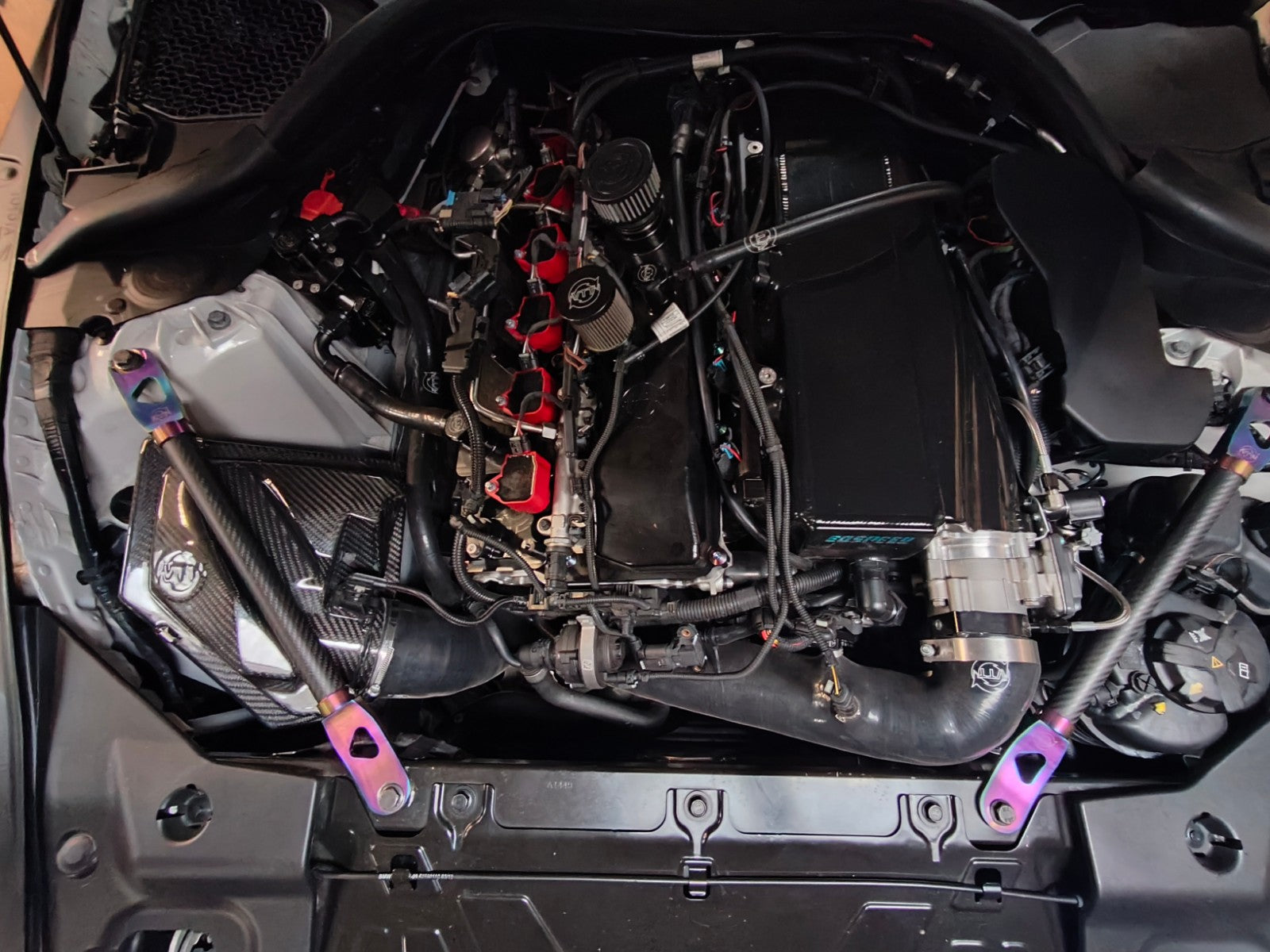 VTT A90/91 Toyota Supra Carbon Fiber Airbox lid/Filter kit