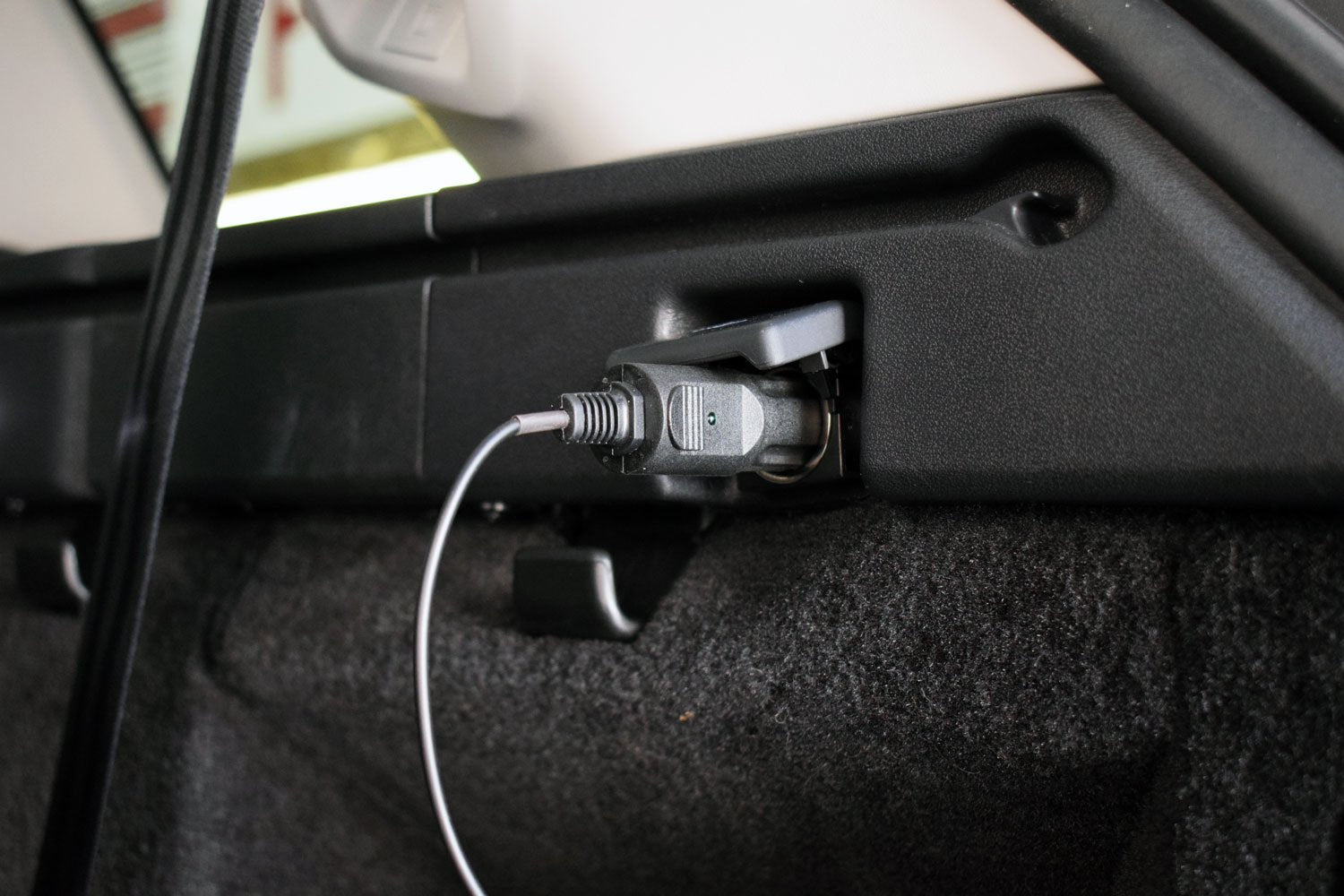 Range Rover Sport P400 3.0 Ingenium - Sound Architect Active Valve Sport System (2019 on)