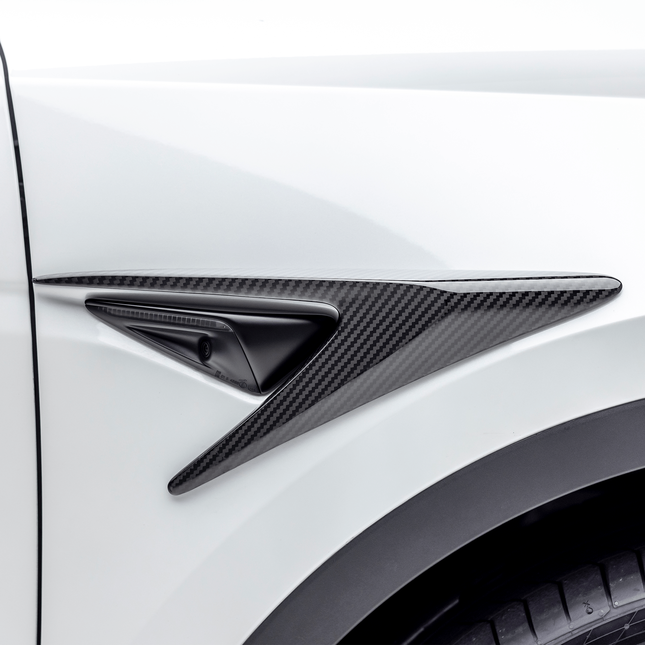 TESLA MODEL Y AERO ADD-ON FENDER VENTS