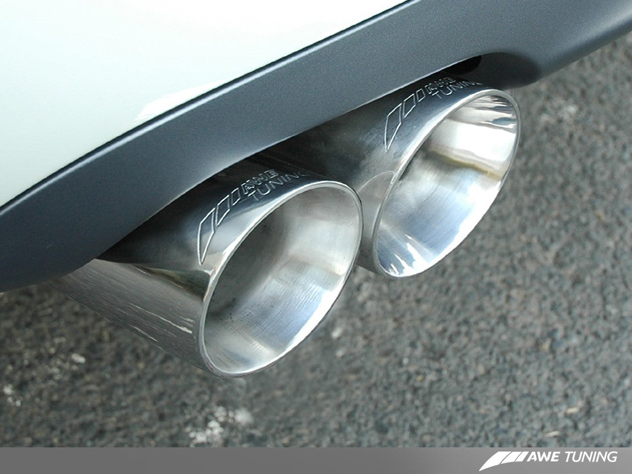 AWE Touring Edition Exhaust for Audi B7 S4 - Polished Silver Tips