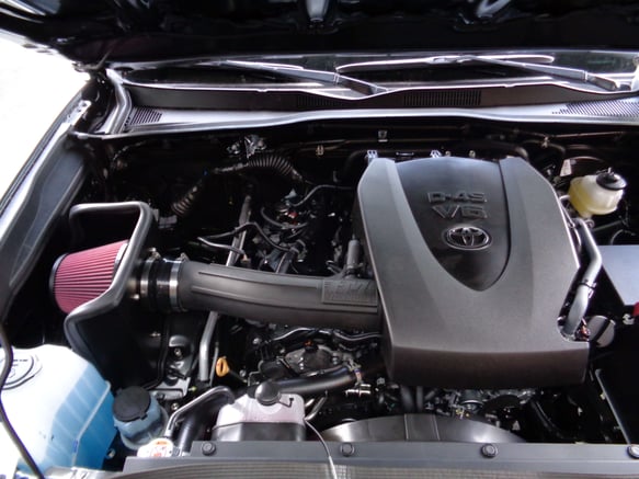 FLOWMASTER 16-18. TACOMA. 3.5L. PERFORMANCE AIR INTAKE