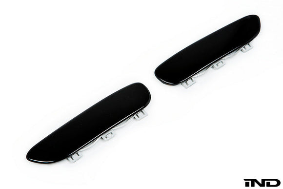 IND E46 330i ZHP Painted Front Reflector Set