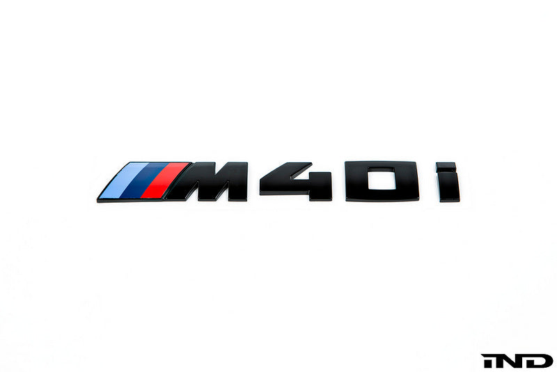 BMW G01 M40i Painted Trunk Emblem - Gloss Black - 0