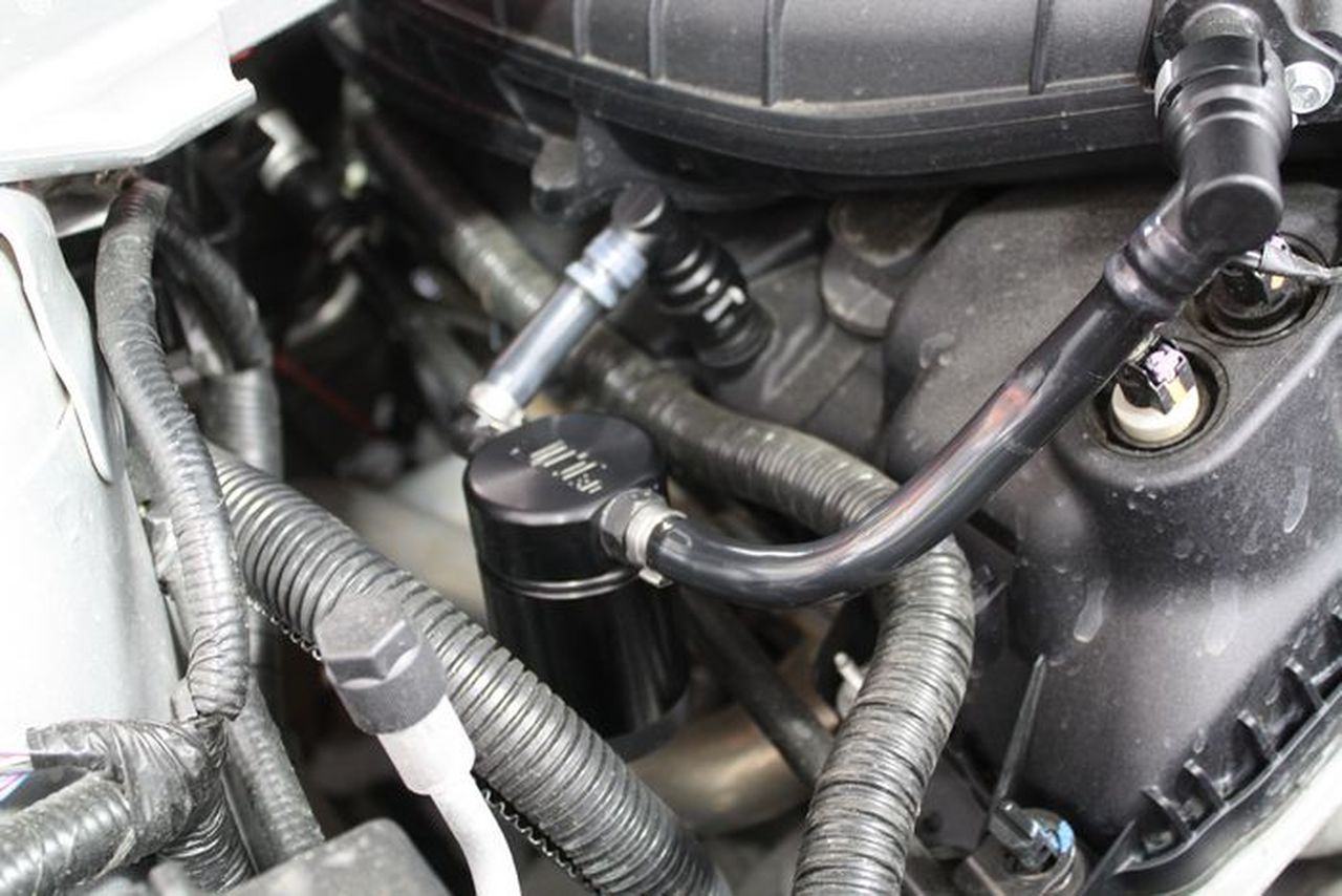 JLT 11-17 Ford Mustang V6 Passenger Side Oil Separator 3.0 - Black Anodized