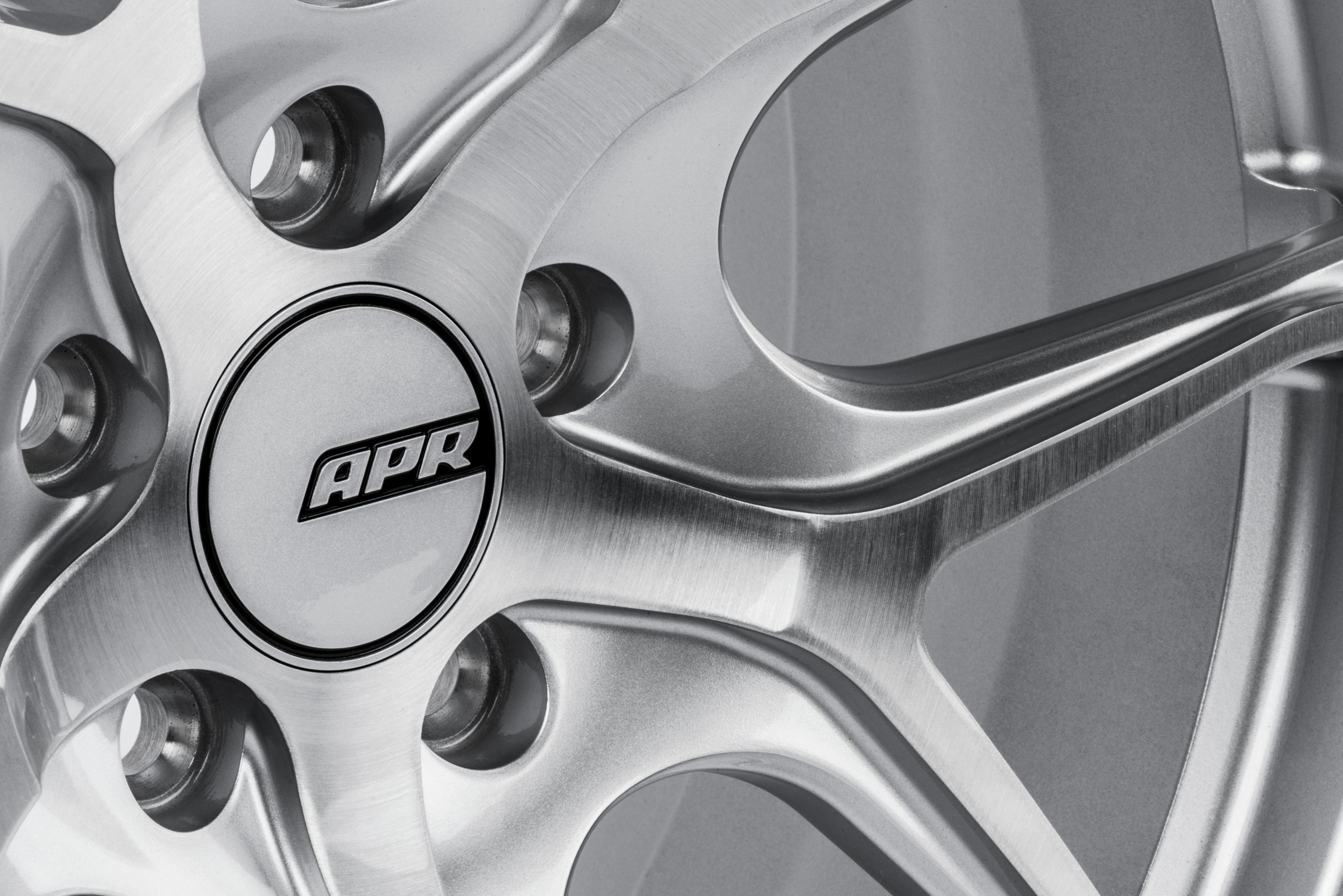 APR S01 FORGED WHEELS (19X8.5) (SILVER/MACHINED) (1 WHEEL)