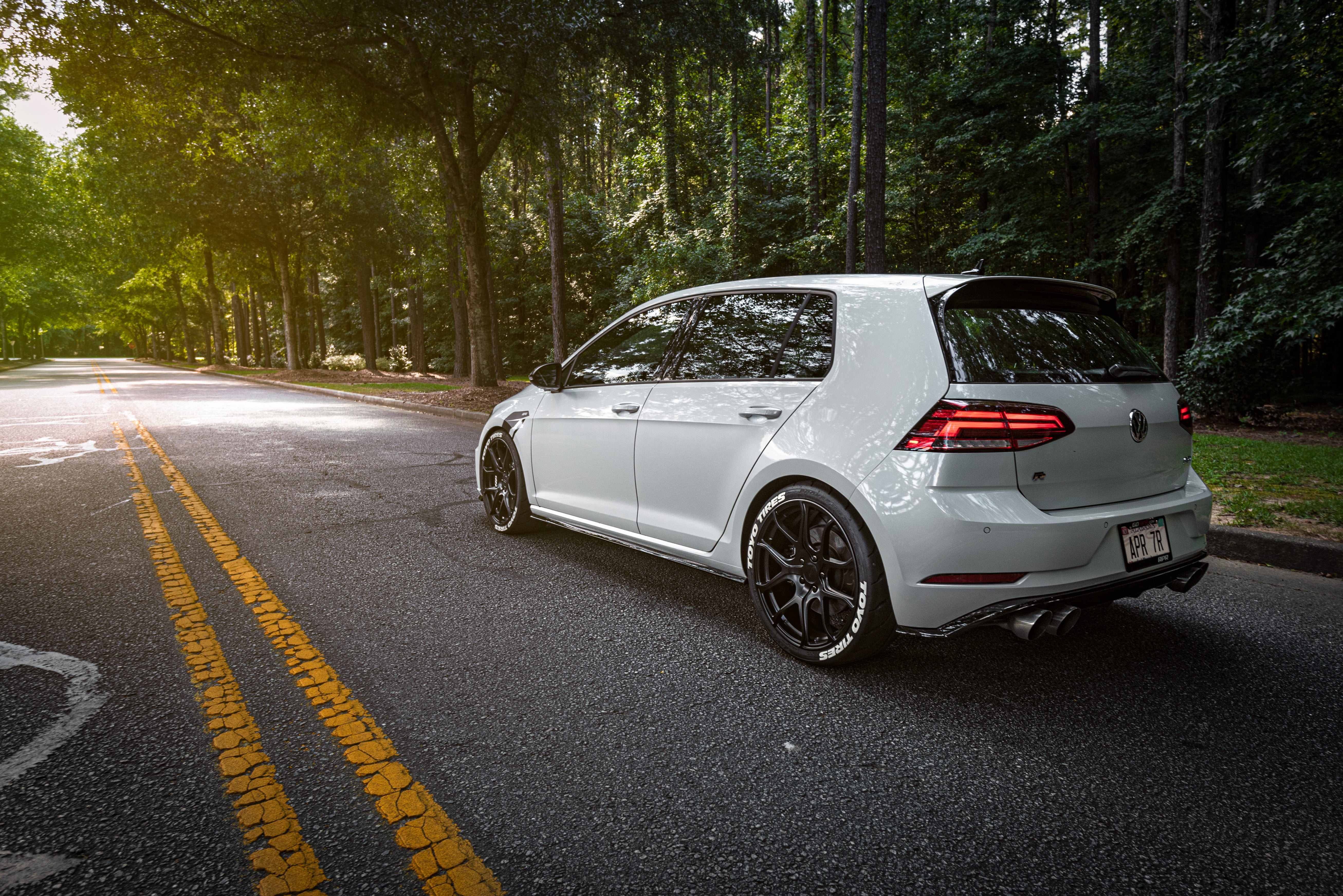 APR S01 FORGED WHEELS (19X8.5) (SATIN BLACK) (1 WHEEL)